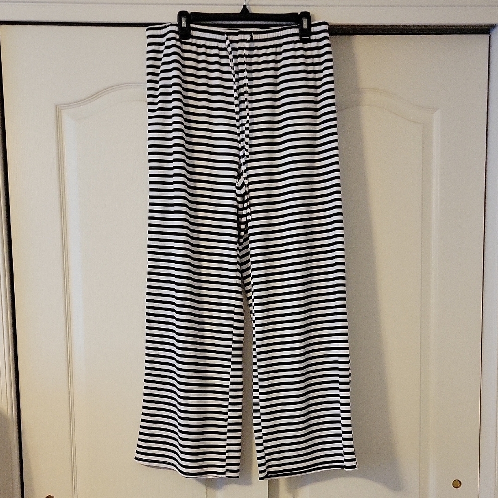 Amazon Black and White Striped Wide Leg Pants